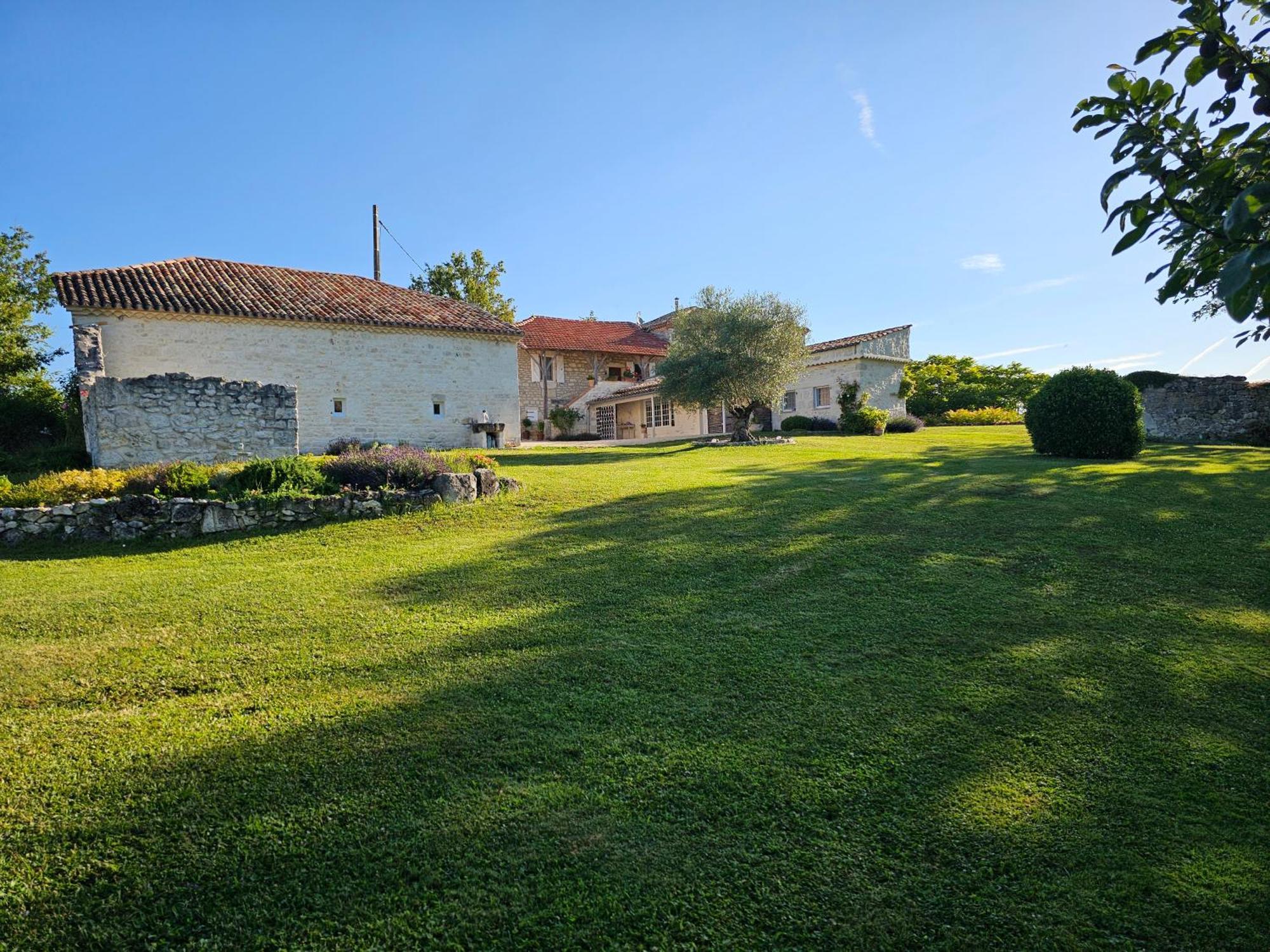 Le Gîte du Souffle des Anges Sauveterre  Extérieur photo
